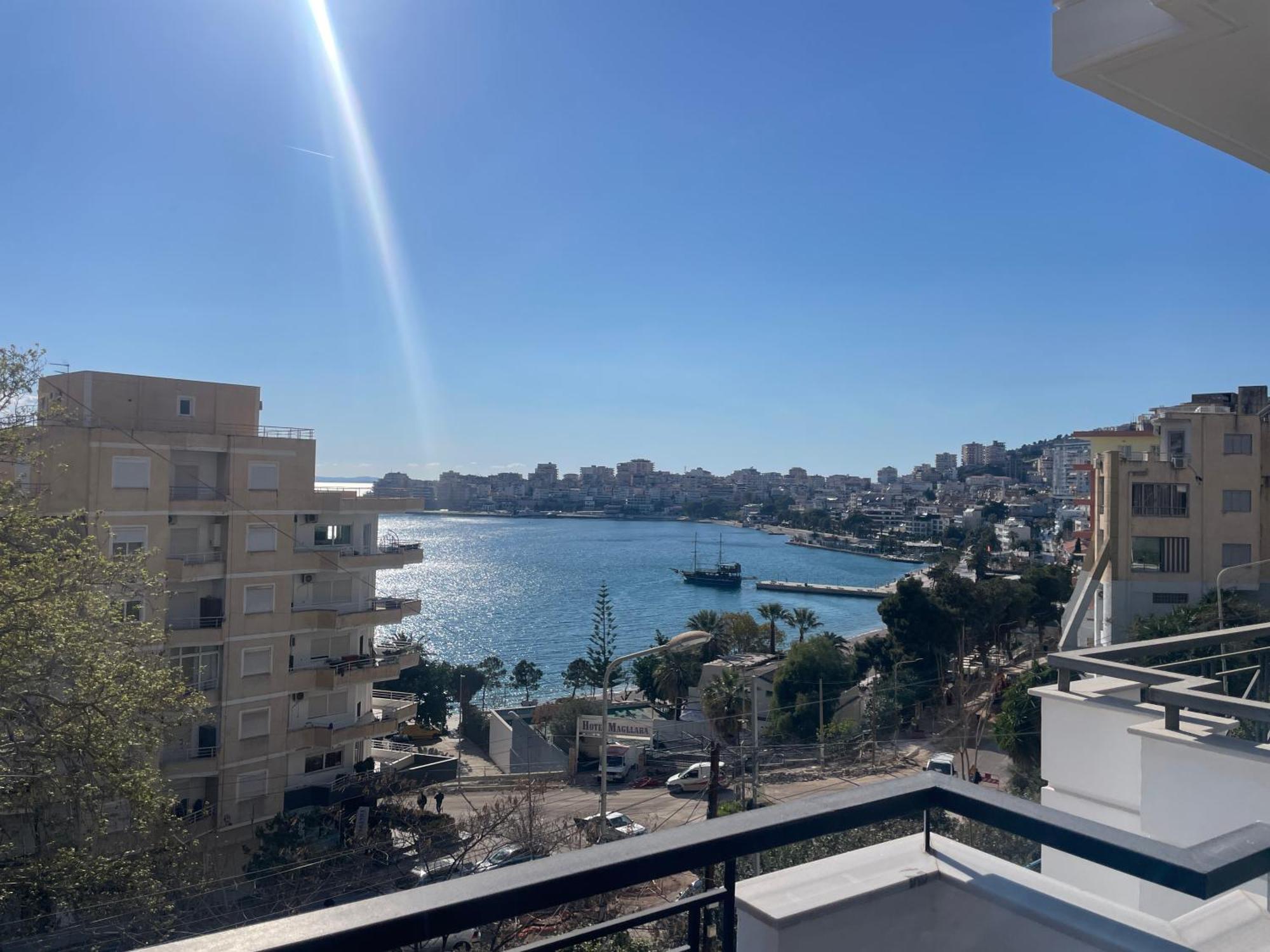 Vista Mozzafiato Apartamento Sarandë Exterior foto